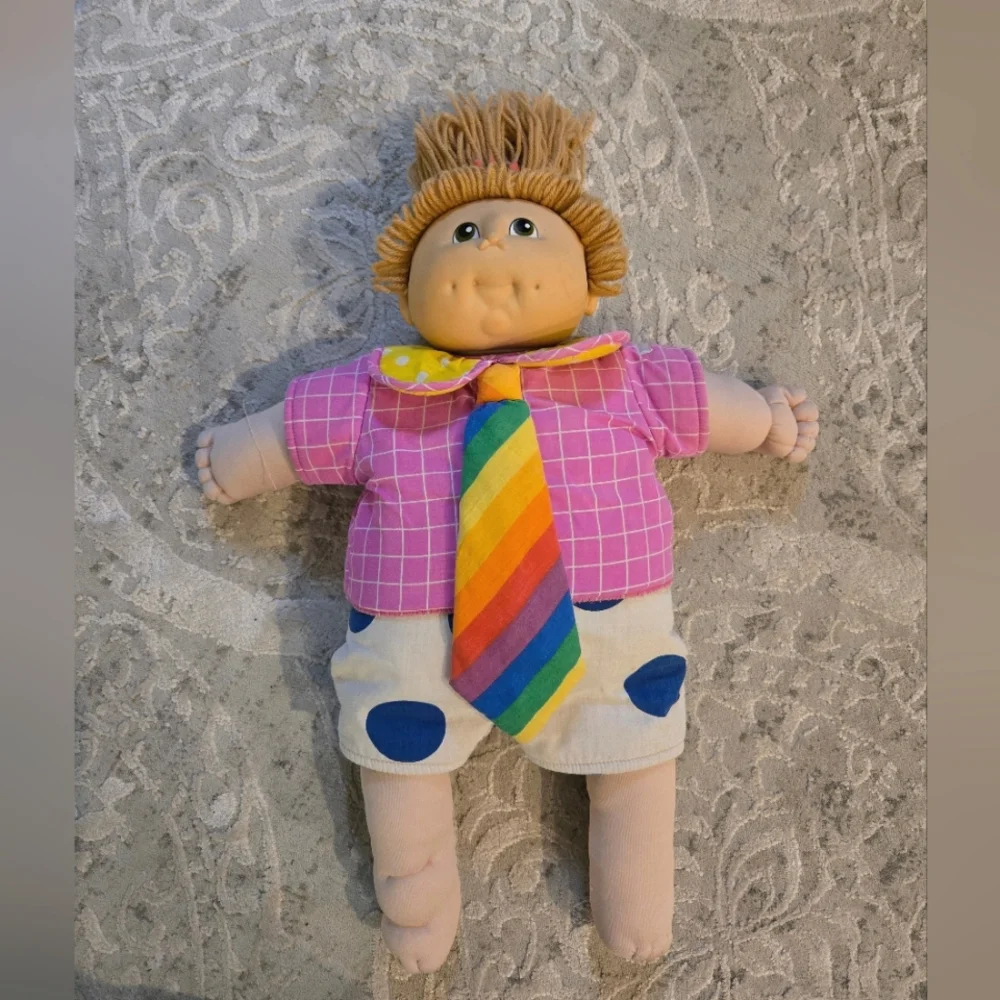 Vintage 1980s Rainbow Tie Cabbage Patch Doll